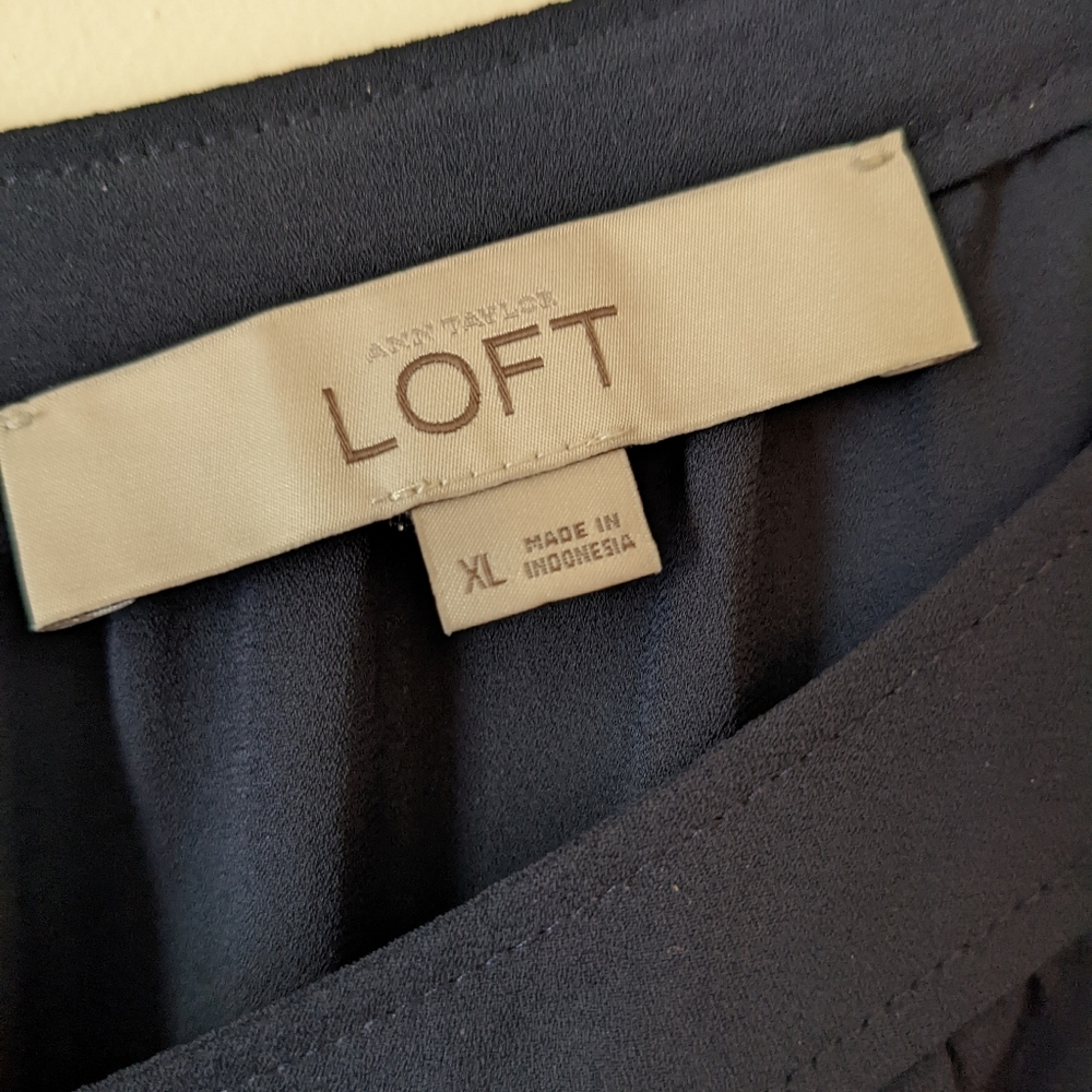 Loft blouse navy blue XL